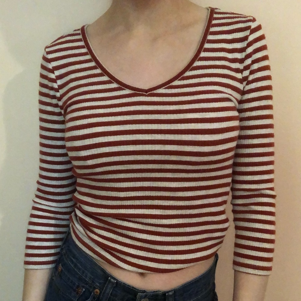 Forever 21 3/4 Sleeve V-Neck Top